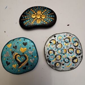 Hand-Painted Stone Decor Set - Black, Gold, Silver, and Blue
